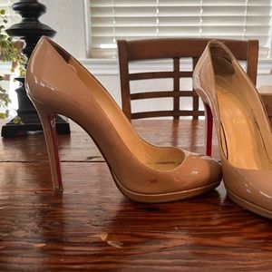 LouBoutin Nude Heels Size 9